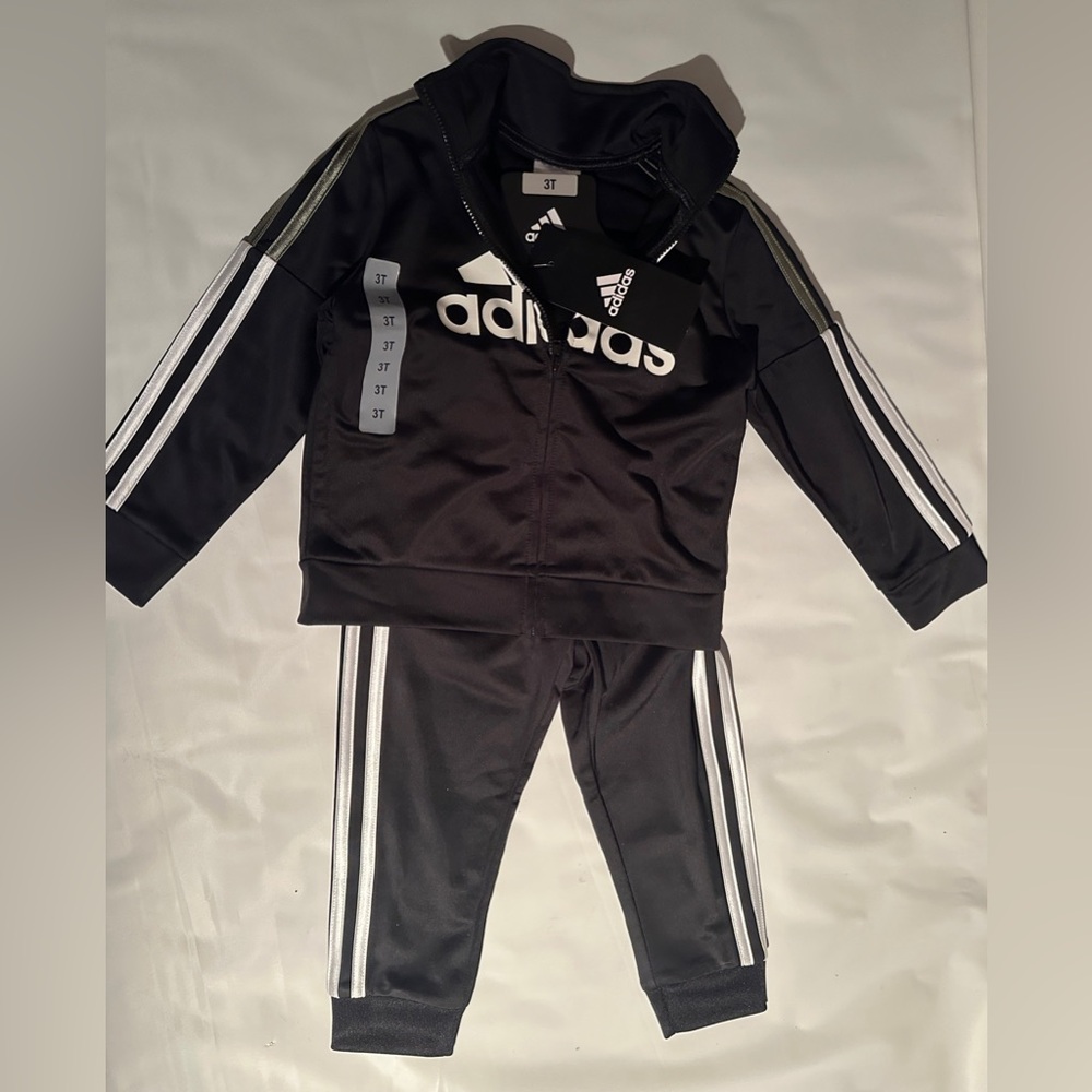 NWT ADIDAS Track Suit Toddler Size 3